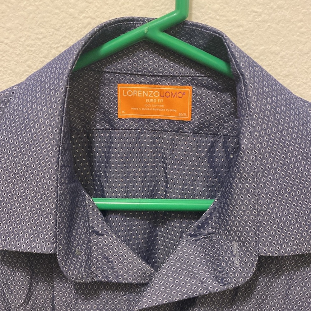 Lorenzo Uomo Euro Fit dress shirt.